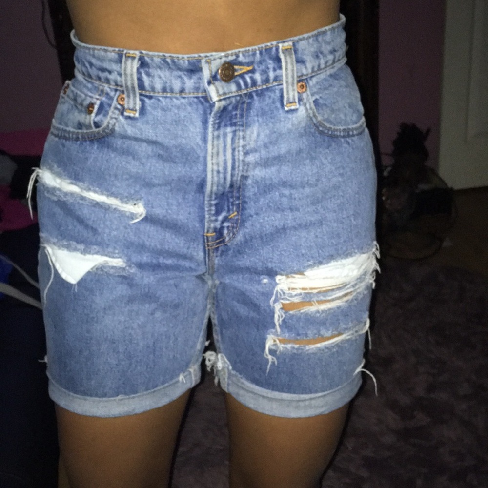 LEVIS SHORTS